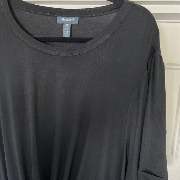 ModCloth A Twist of Fun Knit Soft Breezy Lightweight Black Top, 3X - Picture 3 of 6